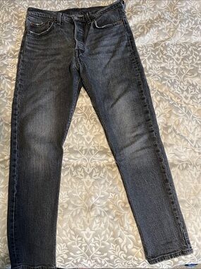 Levi's Women's Skinny Jeans in Washed Black